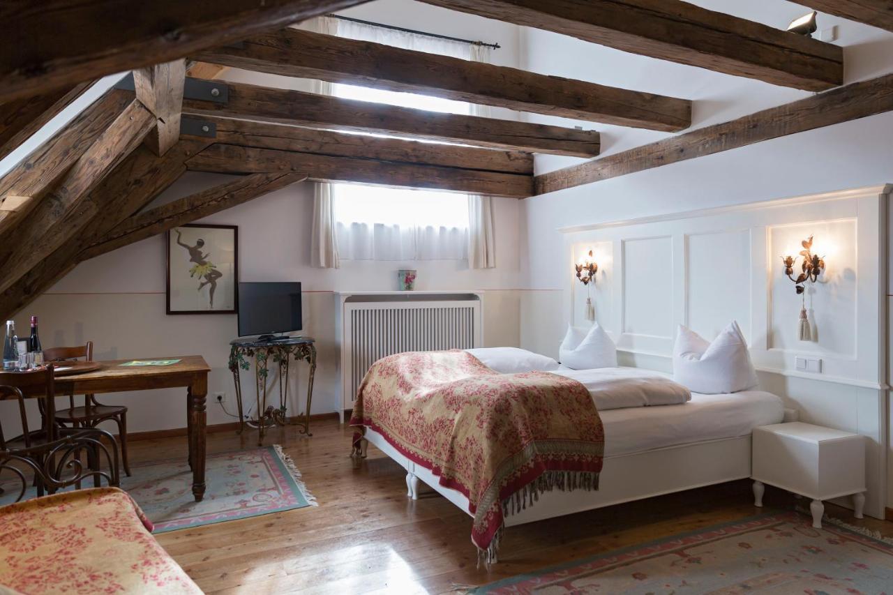 Hotel Orphee - Grosses Haus เรเกนส์บวร์ก ภายนอก รูปภาพ
