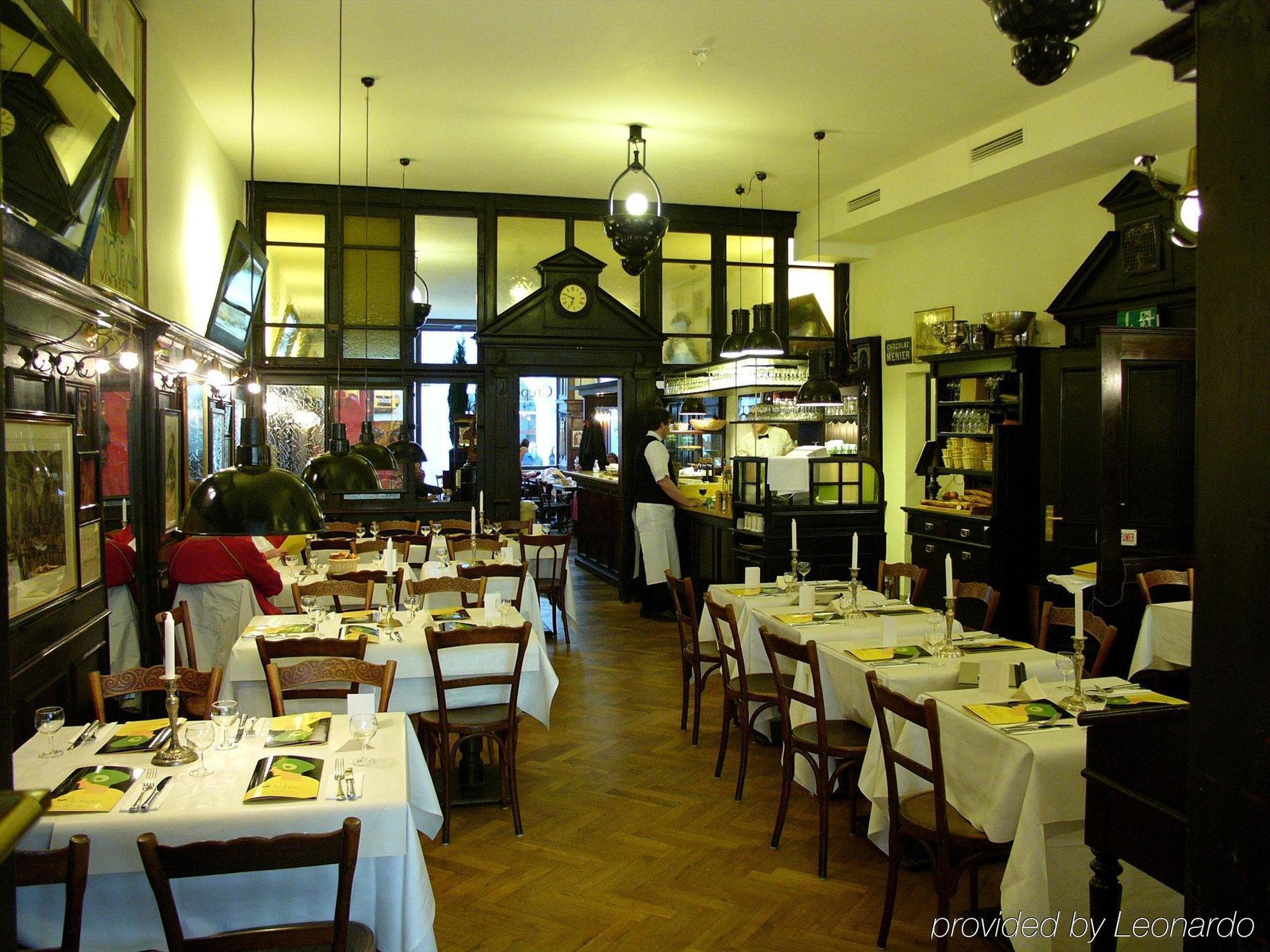 Hotel Orphee - Grosses Haus เรเกนส์บวร์ก ร้านอาหาร รูปภาพ