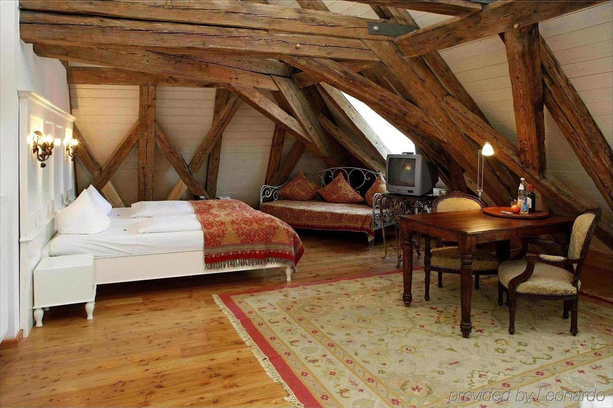 Hotel Orphee - Grosses Haus เรเกนส์บวร์ก ห้อง รูปภาพ