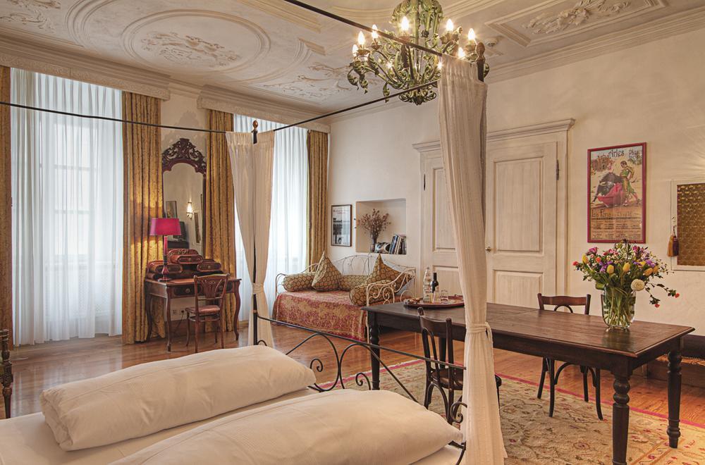 Hotel Orphee - Grosses Haus เรเกนส์บวร์ก ภายนอก รูปภาพ