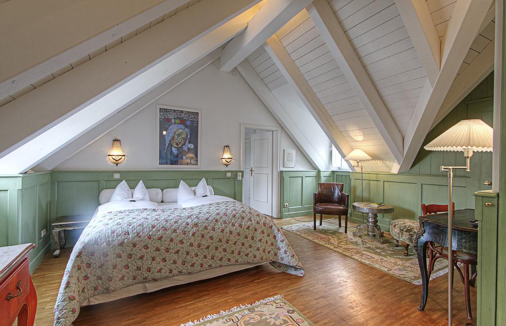 Hotel Orphee - Grosses Haus เรเกนส์บวร์ก ภายนอก รูปภาพ