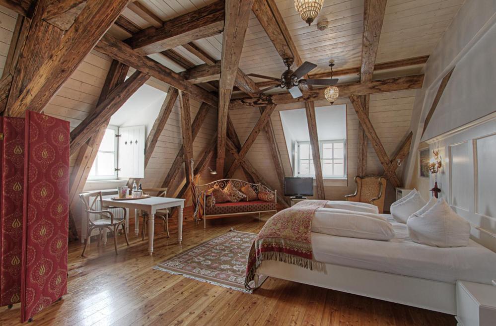Hotel Orphee - Grosses Haus เรเกนส์บวร์ก ห้อง รูปภาพ