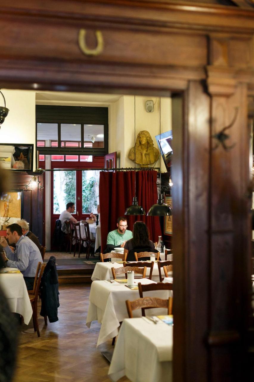 Hotel Orphee - Grosses Haus เรเกนส์บวร์ก ภายนอก รูปภาพ