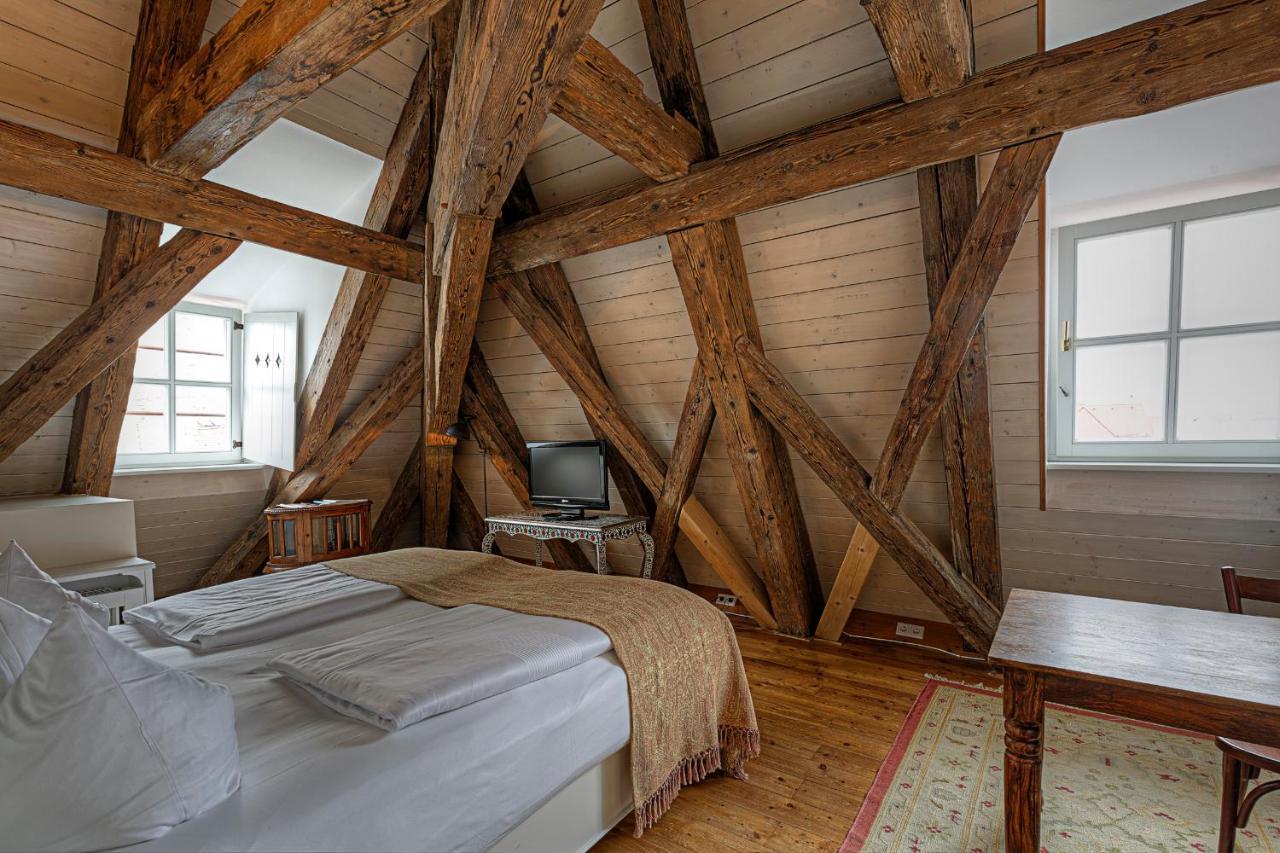 Hotel Orphee - Grosses Haus เรเกนส์บวร์ก ภายนอก รูปภาพ